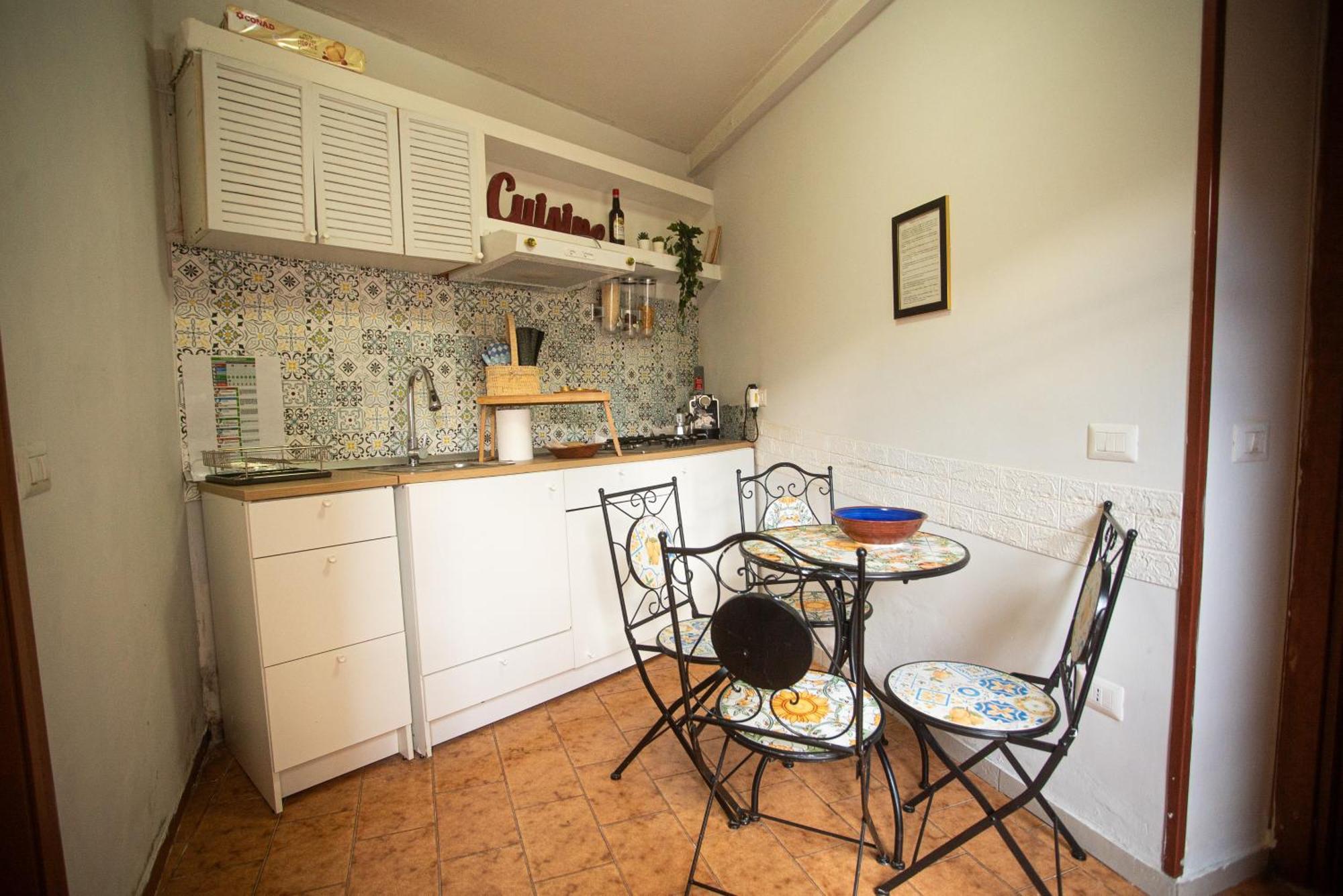 LisaapartmenthouseСалерно Екстериор снимка